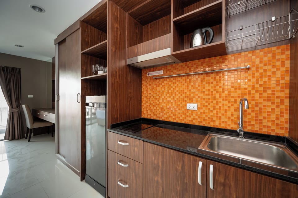 Private kitchenette