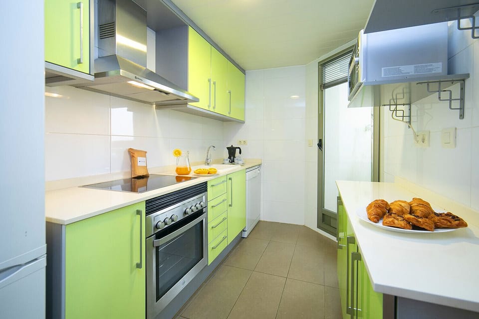 Borumbot attic kitchen in Calpe
