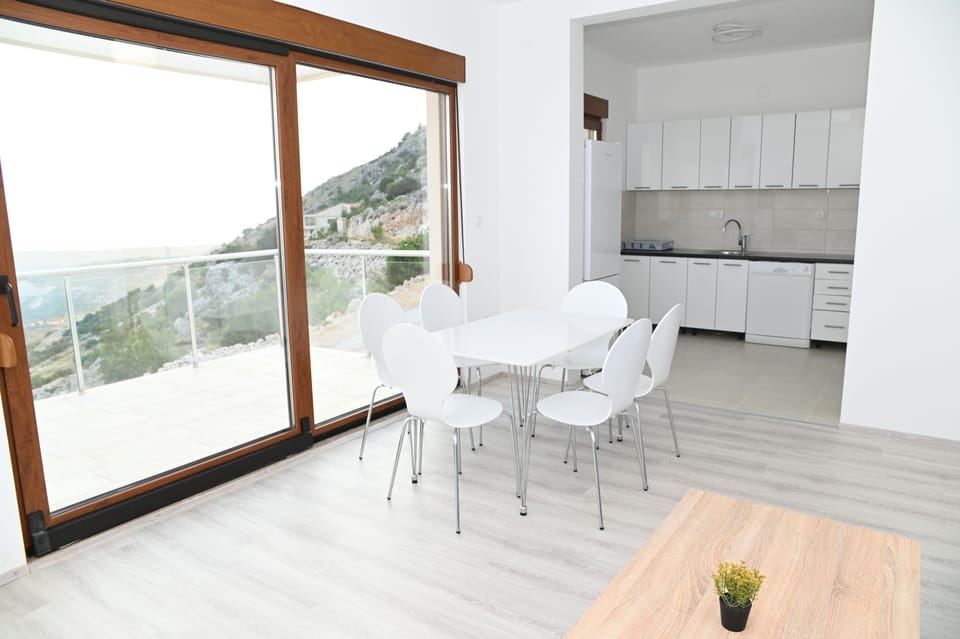 Exclusive Villa | Private kitchen | Full-size fridge, oven, dishwasher, electric kettle