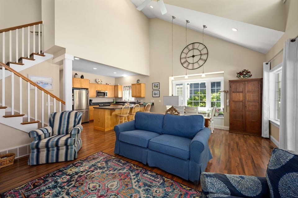 Family room (4)