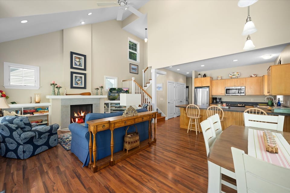 Family room (5)