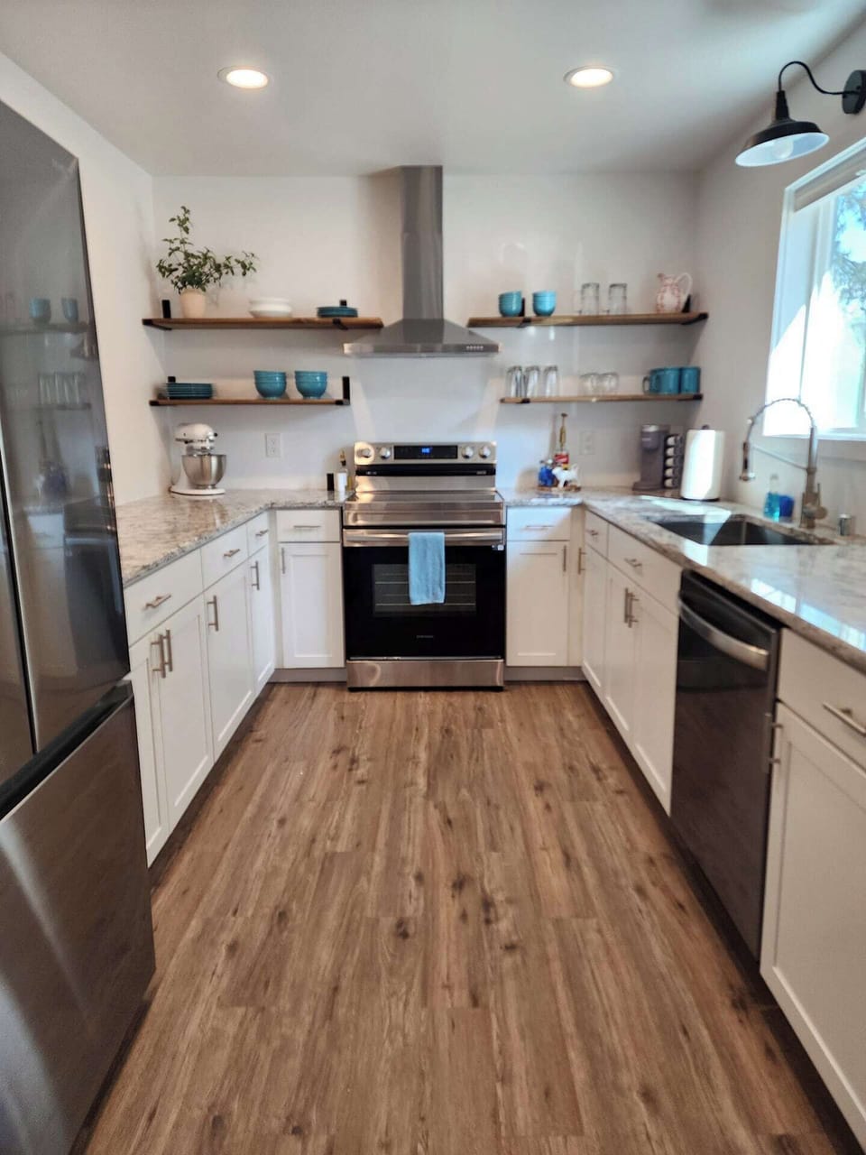 Fully stocked kitchen with everything you need to cook at home. Ice chests are provided for packing lunches for Yosemite adventures. A high chair, baby bowls, and utensils are also available for little ones.