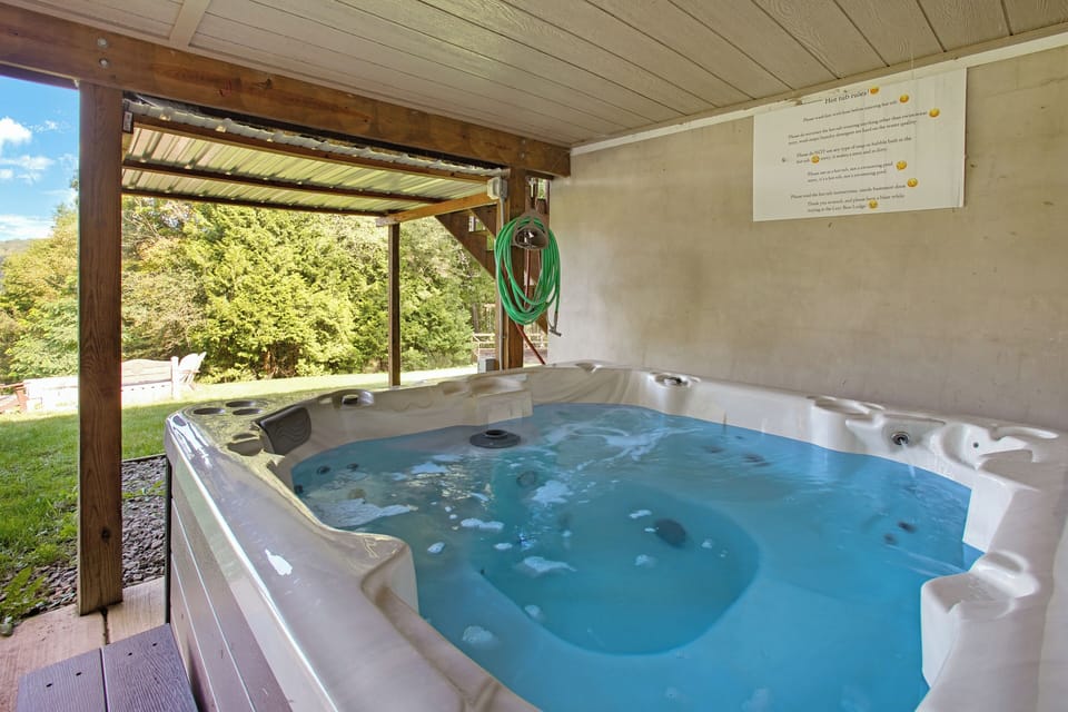6 person hot tub to enjoy your evenings in, any time of year!