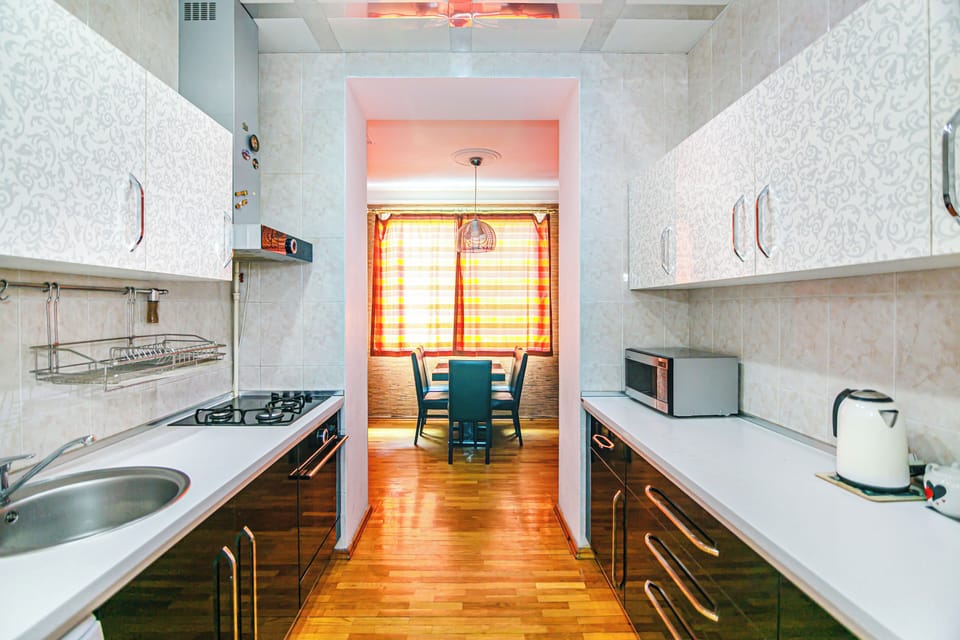 Deluxe Apartment, Balcony, City View | Private kitchen