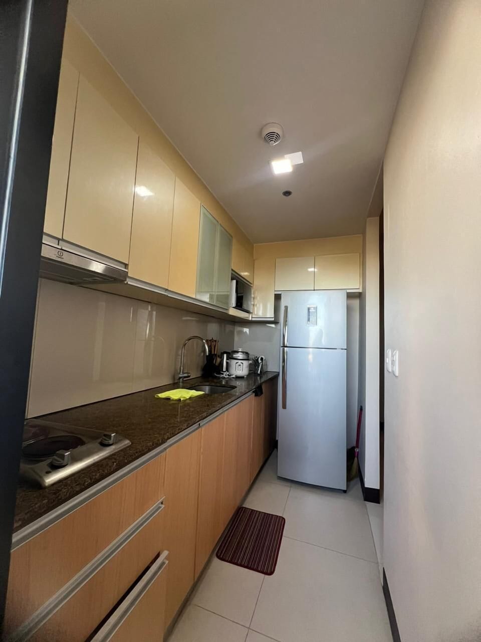 Panoramic Condo, Balcony, Beach View | Private kitchen