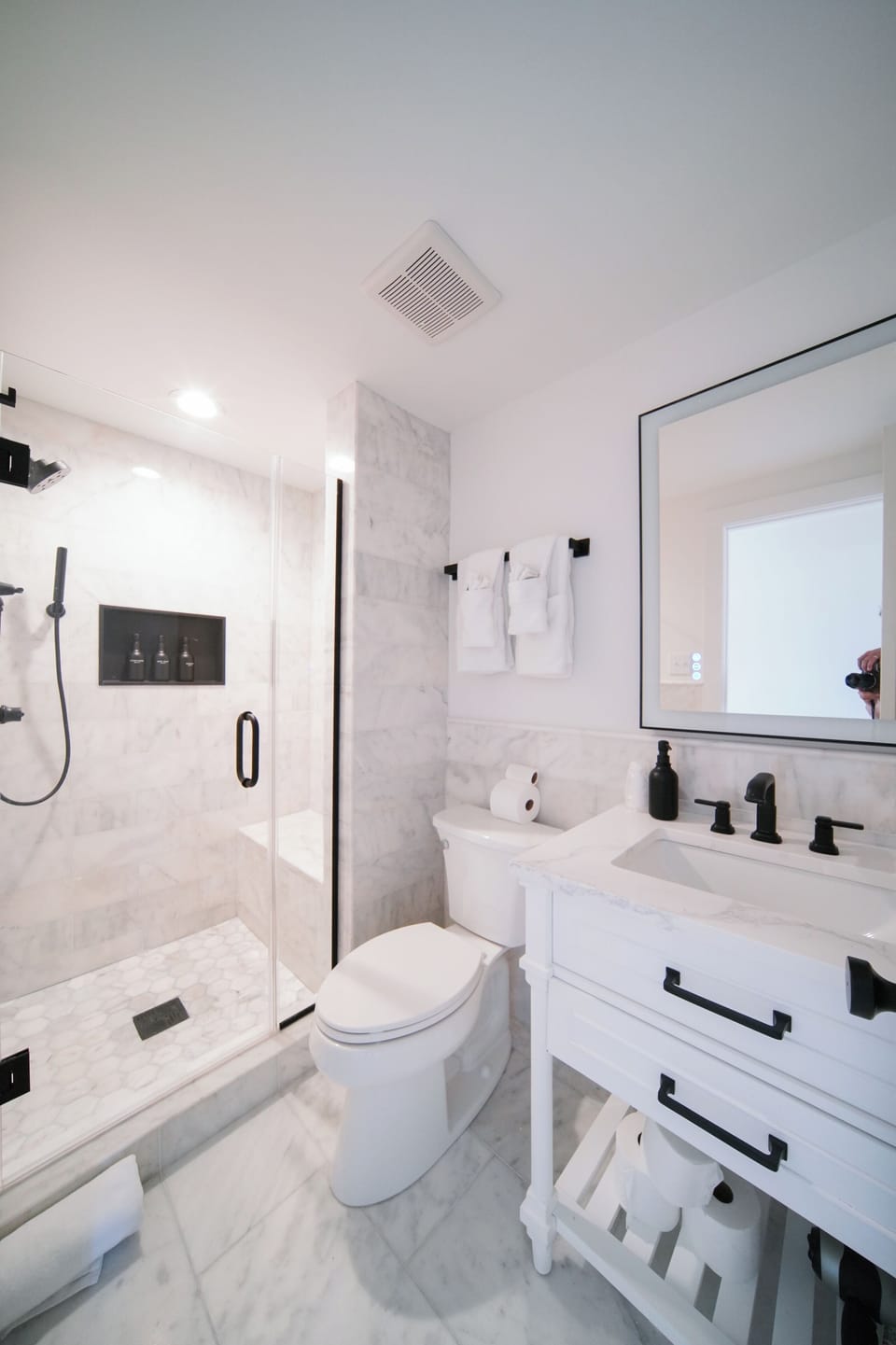 Bathroom 1 - Main level