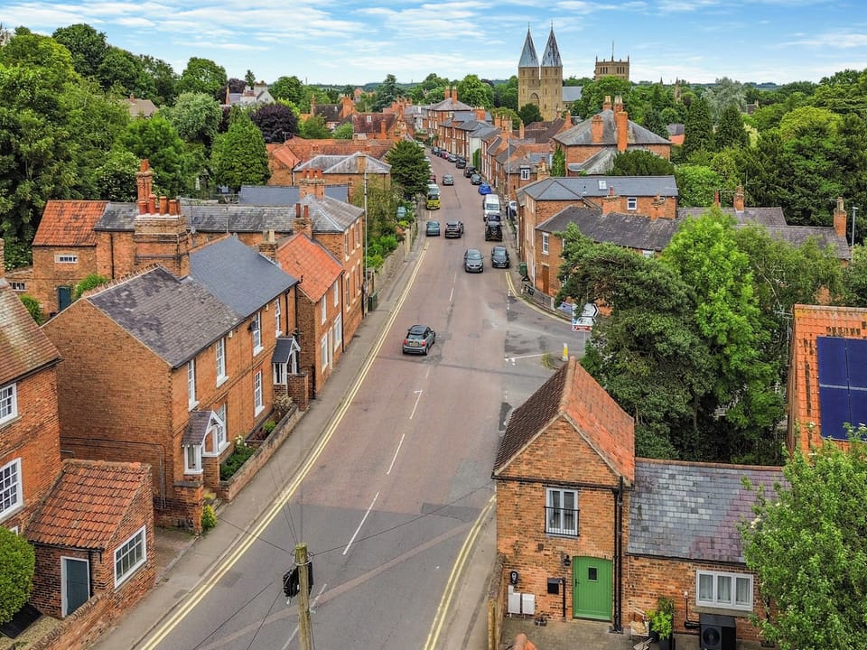 Setting | The Coach House, Southwell