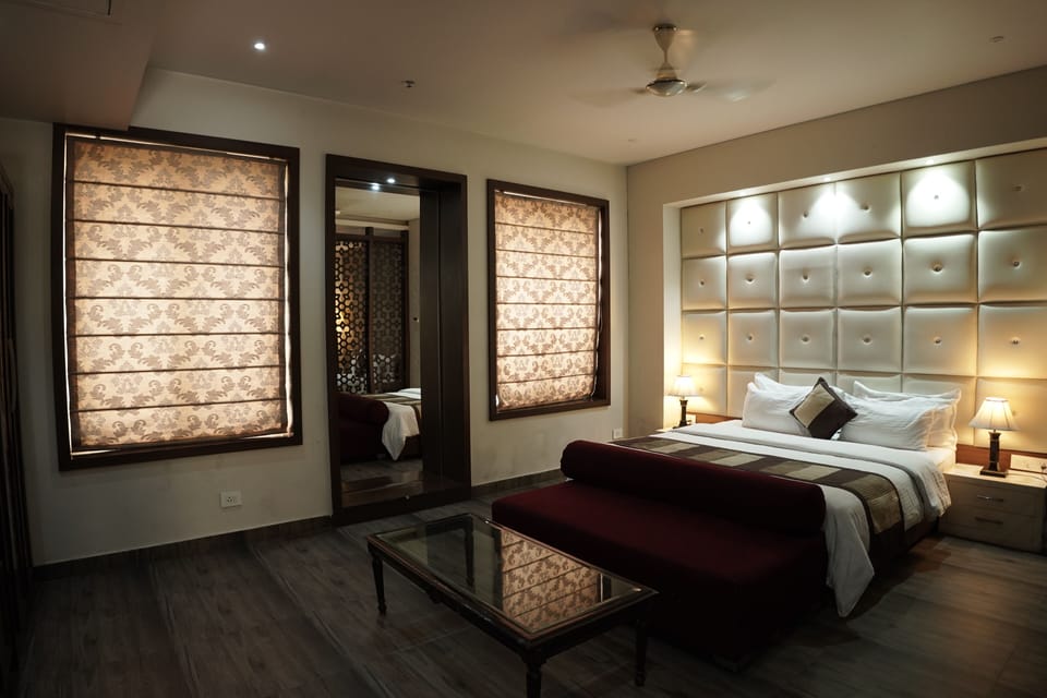 Memory foam beds, desk, laptop workspace, bed sheets