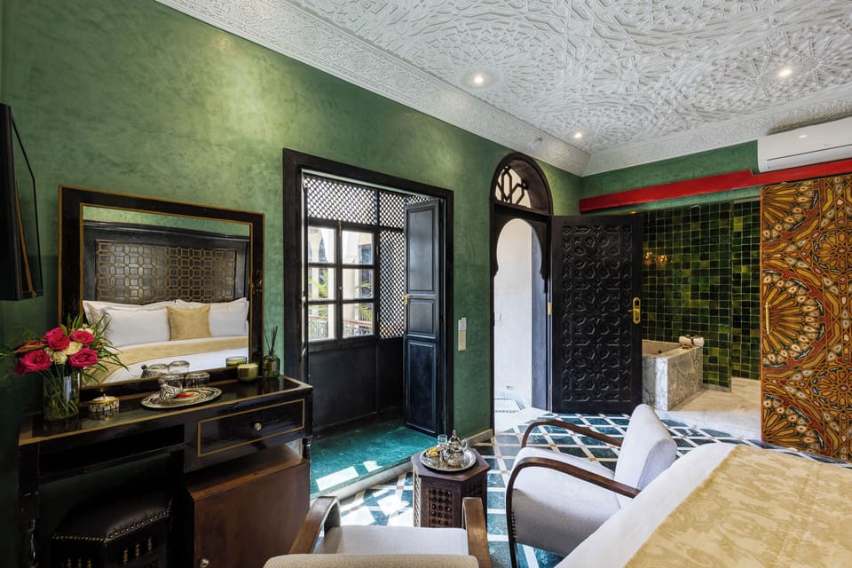 Deluxe Room | Premium bedding, minibar, individually decorated, individually furnished
