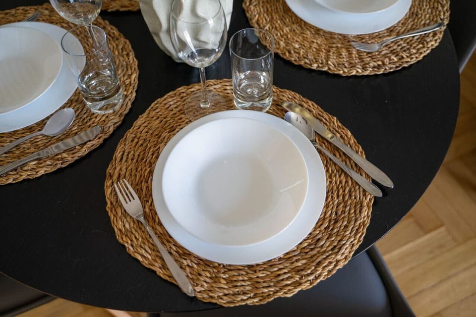 Dining Area | Book Now with RENTUJEMY