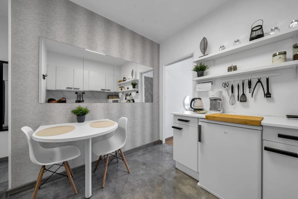 Fully Equipped Kitchen | Book Now with RENTUJEMY
