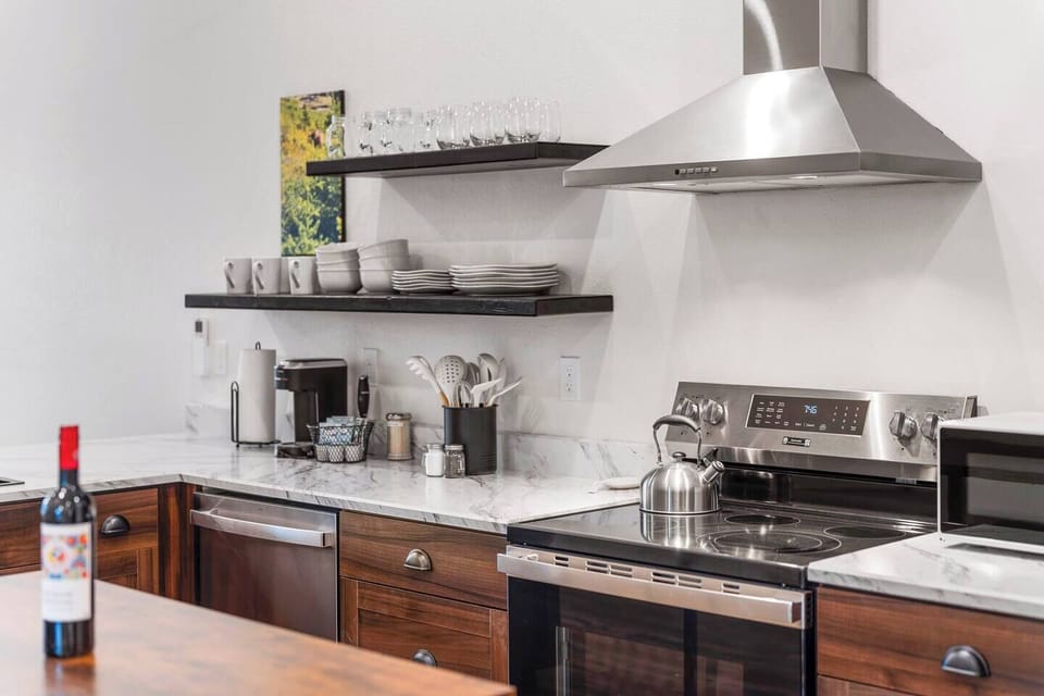 All your kitchen essentials in a sleek spacious kitchen.