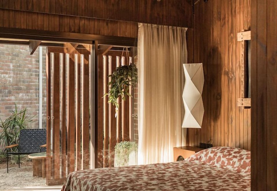 Minibar, blackout drapes, iron/ironing board (on request), WiFi (free)