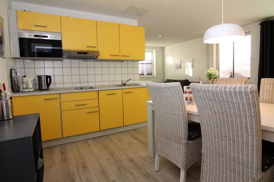 Apartment | Private kitchen | Electric kettle, toaster, highchair