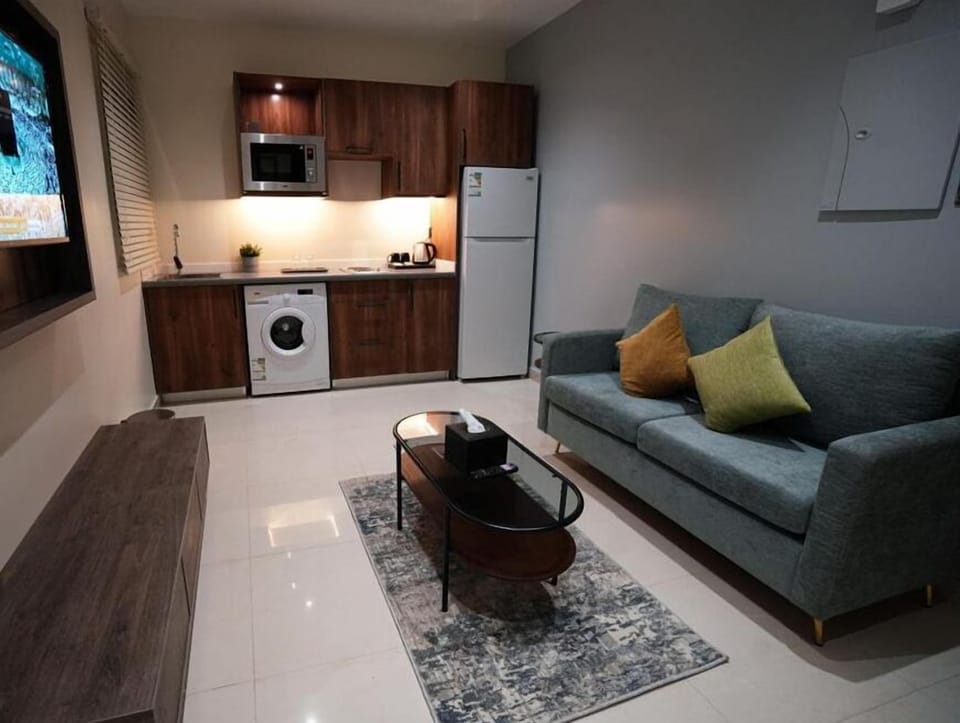 In-room safe, individually furnished, laptop workspace, blackout drapes