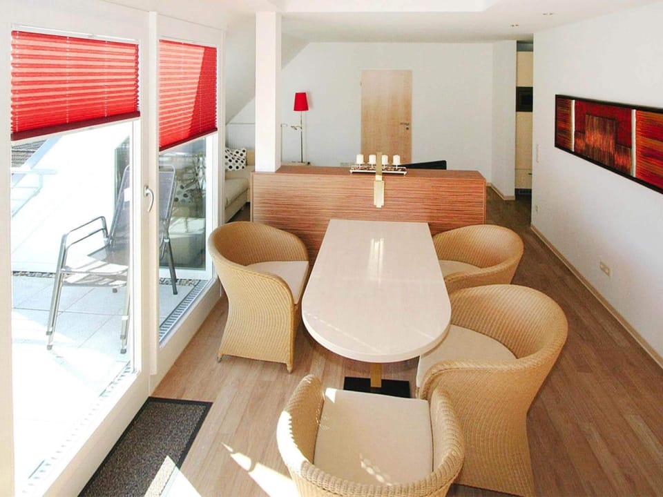 Apartment | Dining
