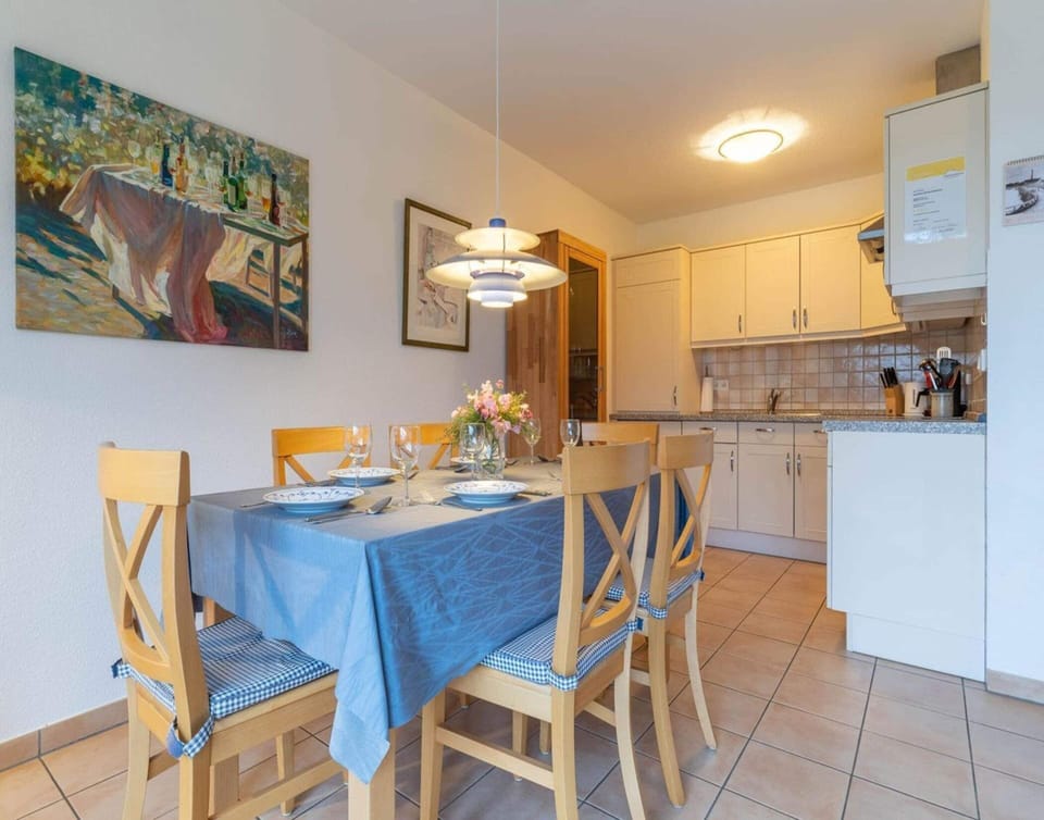 House | Dining