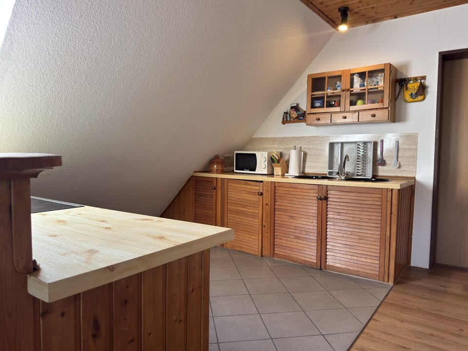 Apartment | Private kitchen | Electric kettle, toaster, highchair
