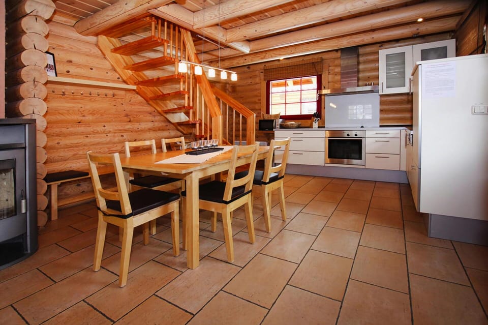 House | Dining