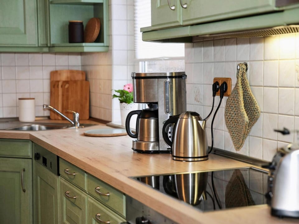Apartment | Private kitchen | Electric kettle, toaster, highchair