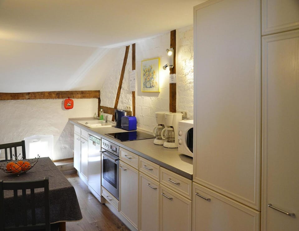 Apartment | Private kitchen | Electric kettle, toaster