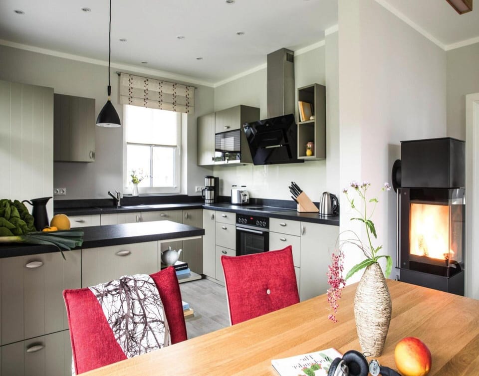 House | Dining