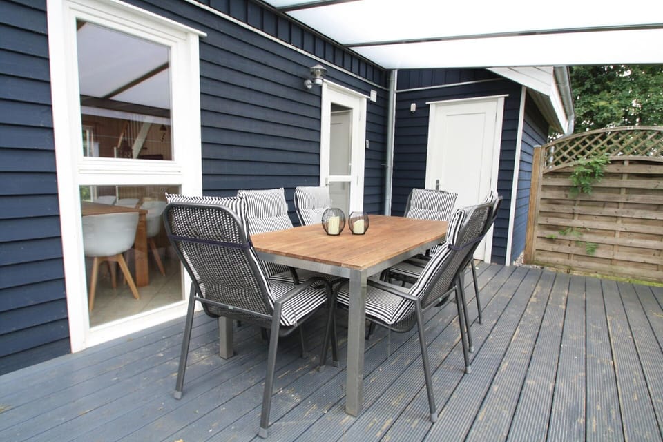 House | Dining
