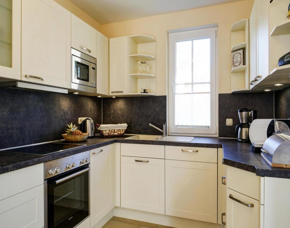 House | Private kitchen | Highchair
