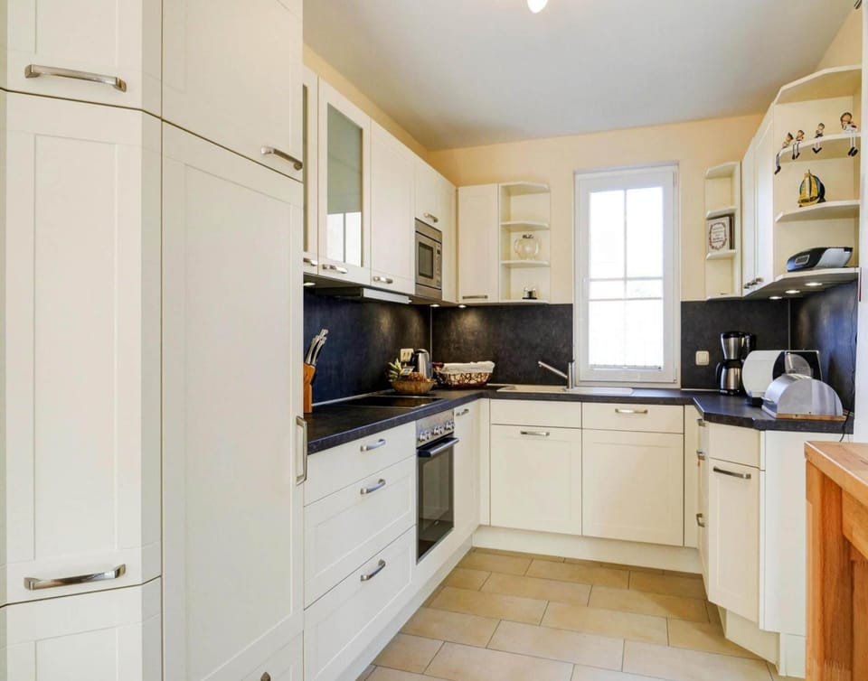 House | Private kitchen | Highchair