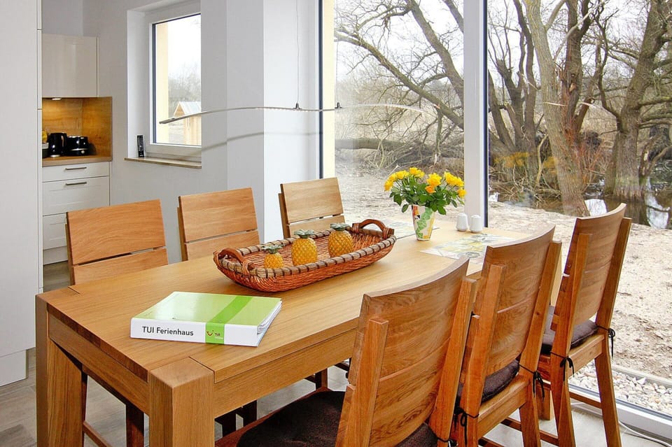 House | Dining