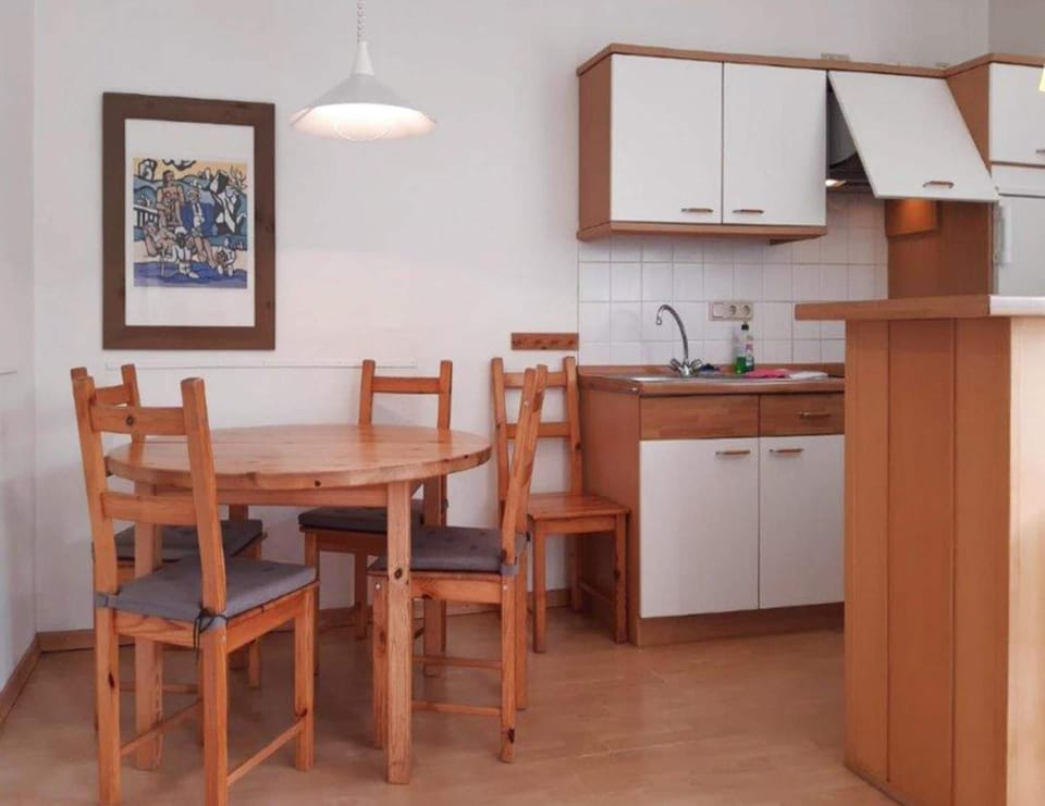 Apartment | Dining
