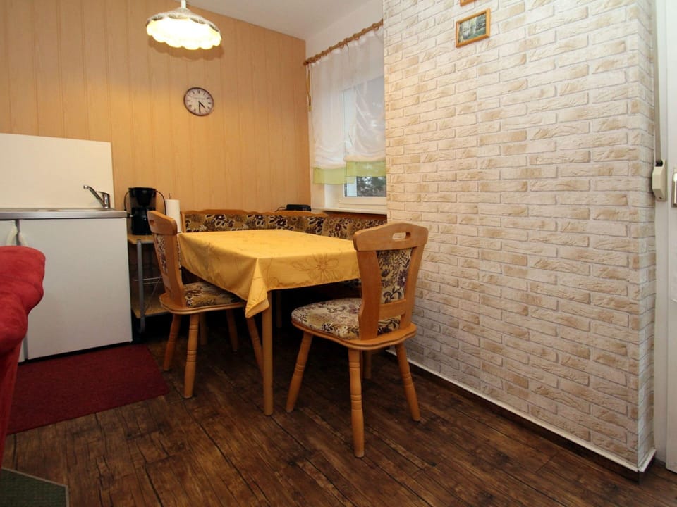Apartment | Dining