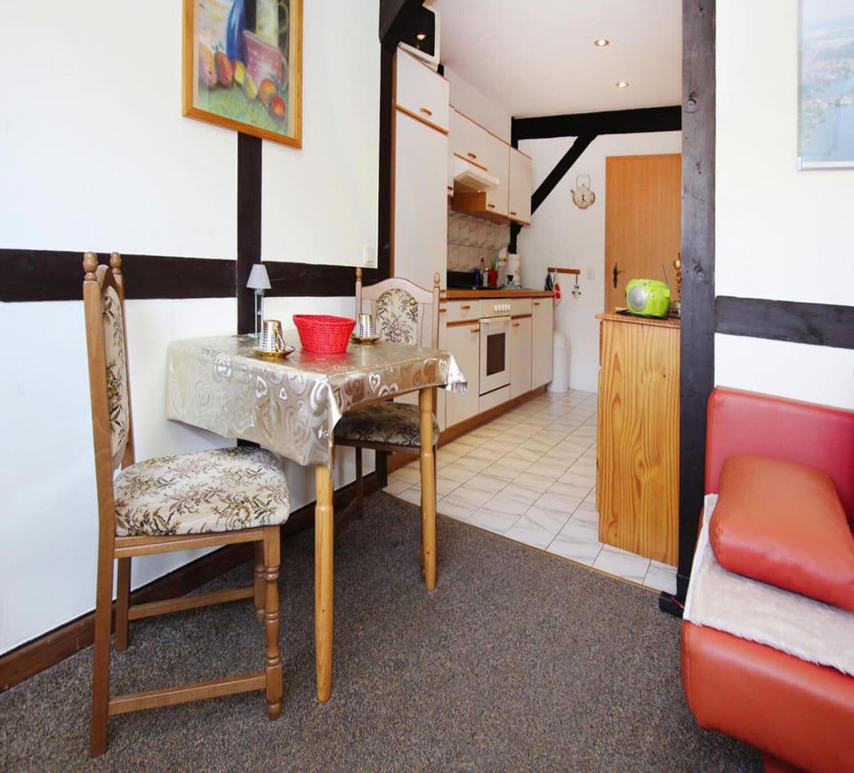 Apartment | Dining