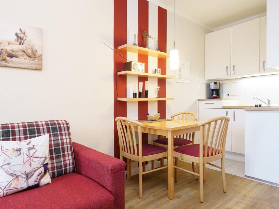 Apartment | Dining