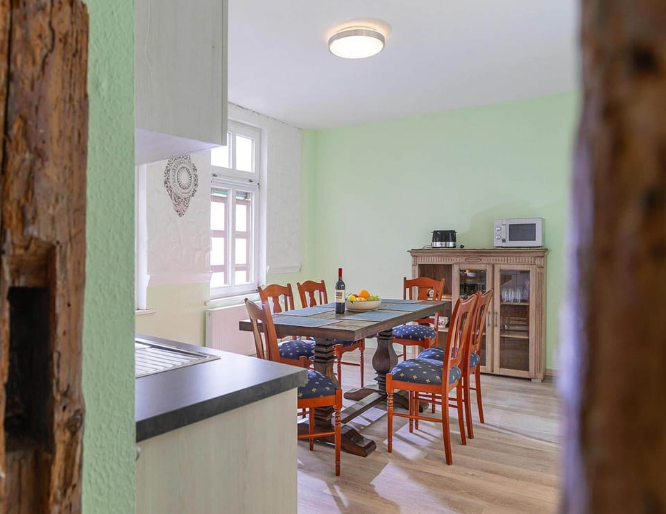 Apartment | Dining