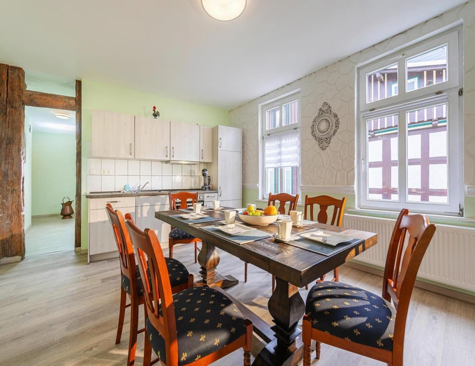 Apartment | Dining