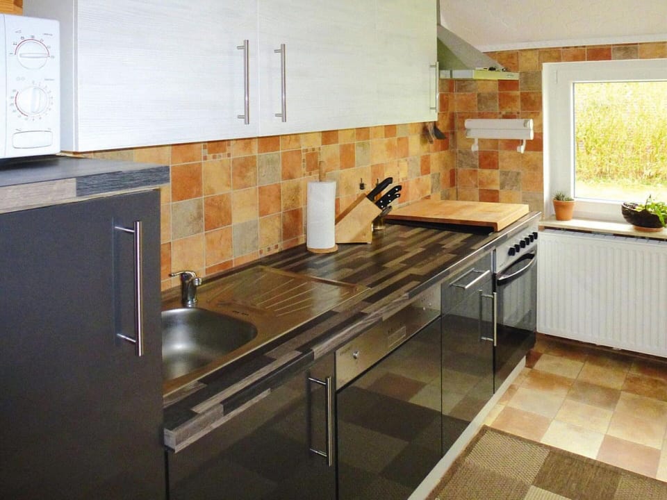 House | Private kitchen | Electric kettle, toaster
