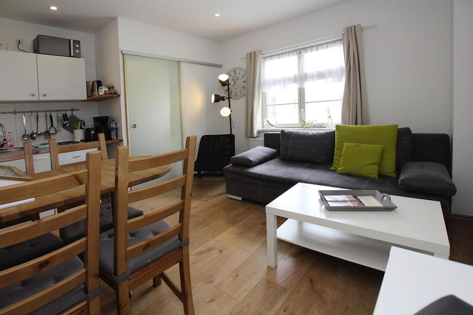 Apartment | Dining