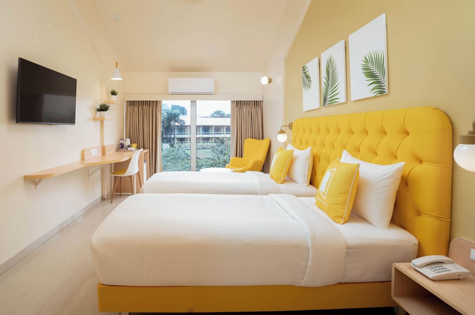 Standard Room, Non Smoking | 1 bedroom, in-room safe, iron/ironing board, free WiFi