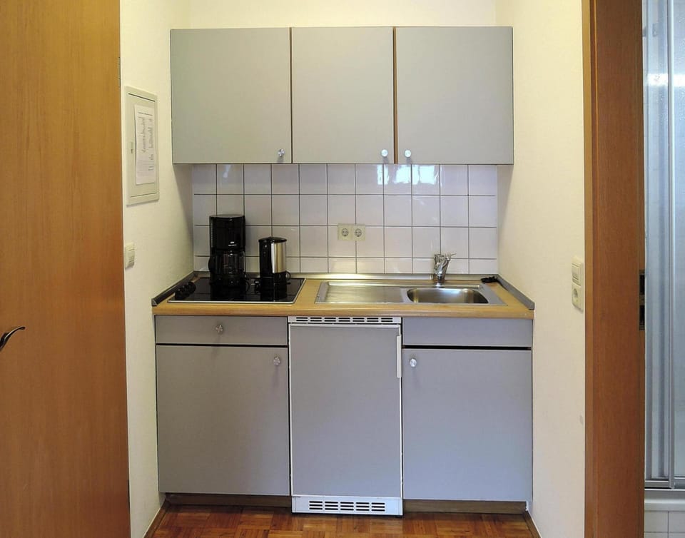 Apartment | Private kitchen | Electric kettle