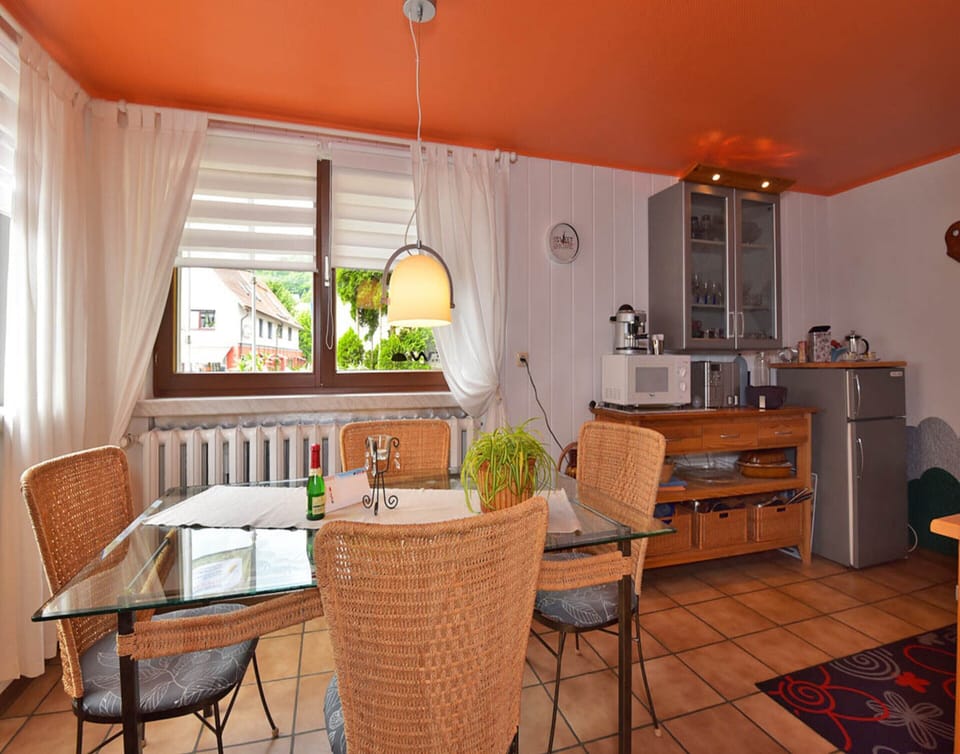 Apartment | Dining