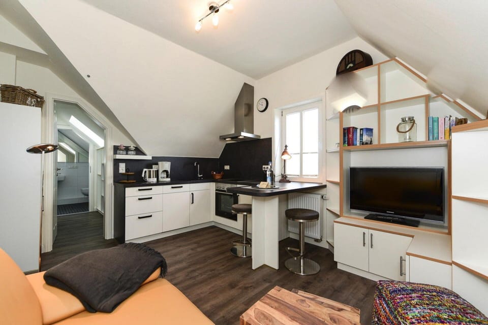 Apartment | Private kitchen | Highchair