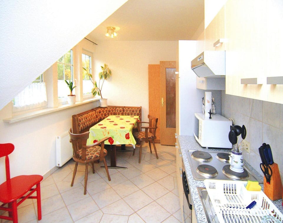 Apartment | Private kitchen | Electric kettle, toaster