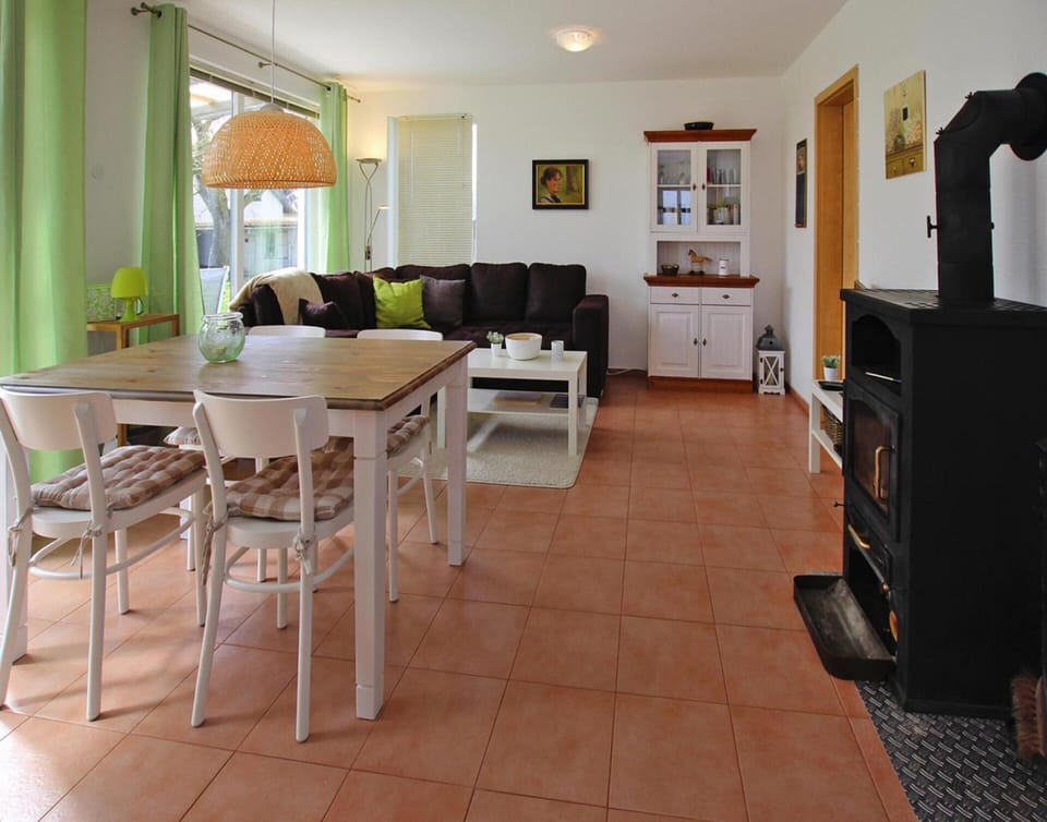 House | Dining