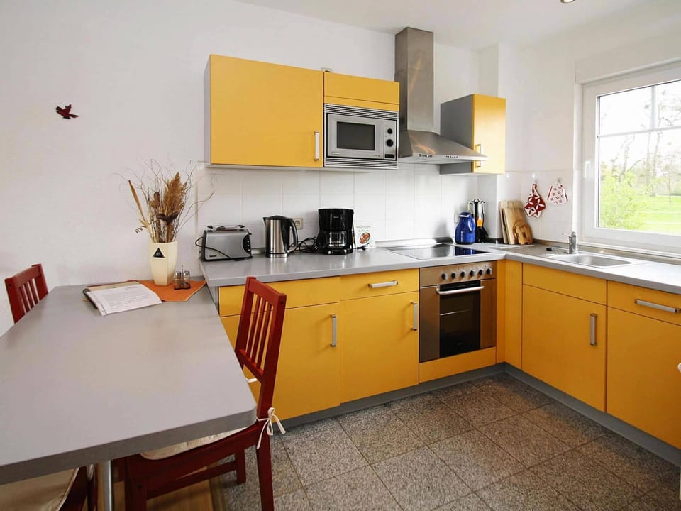 House | Private kitchen | Electric kettle, toaster