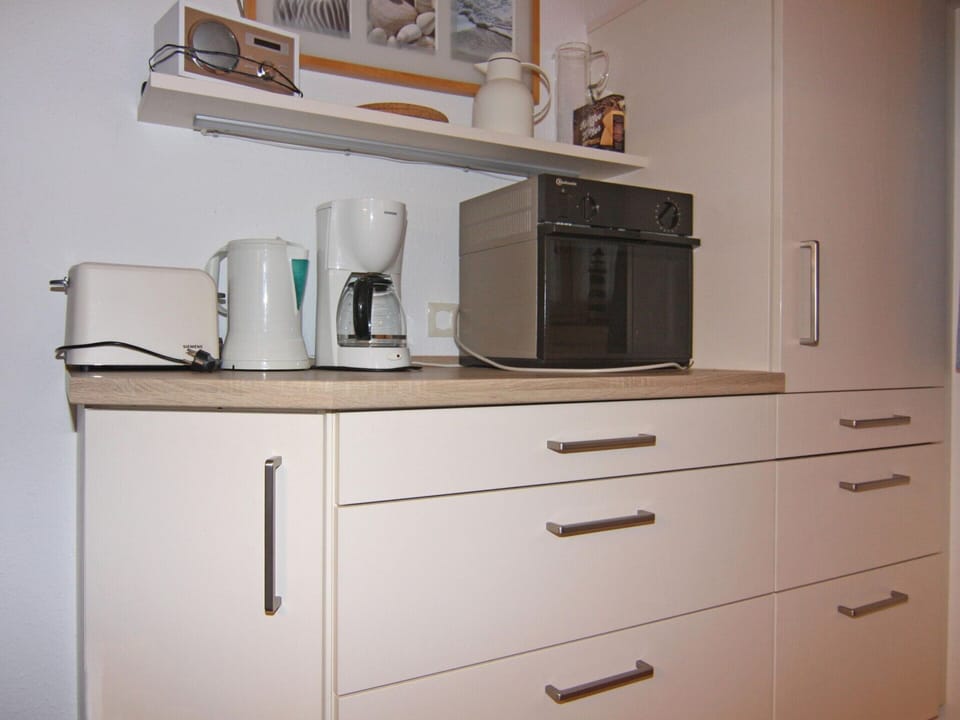 Apartment | Private kitchen | Electric kettle, toaster, highchair