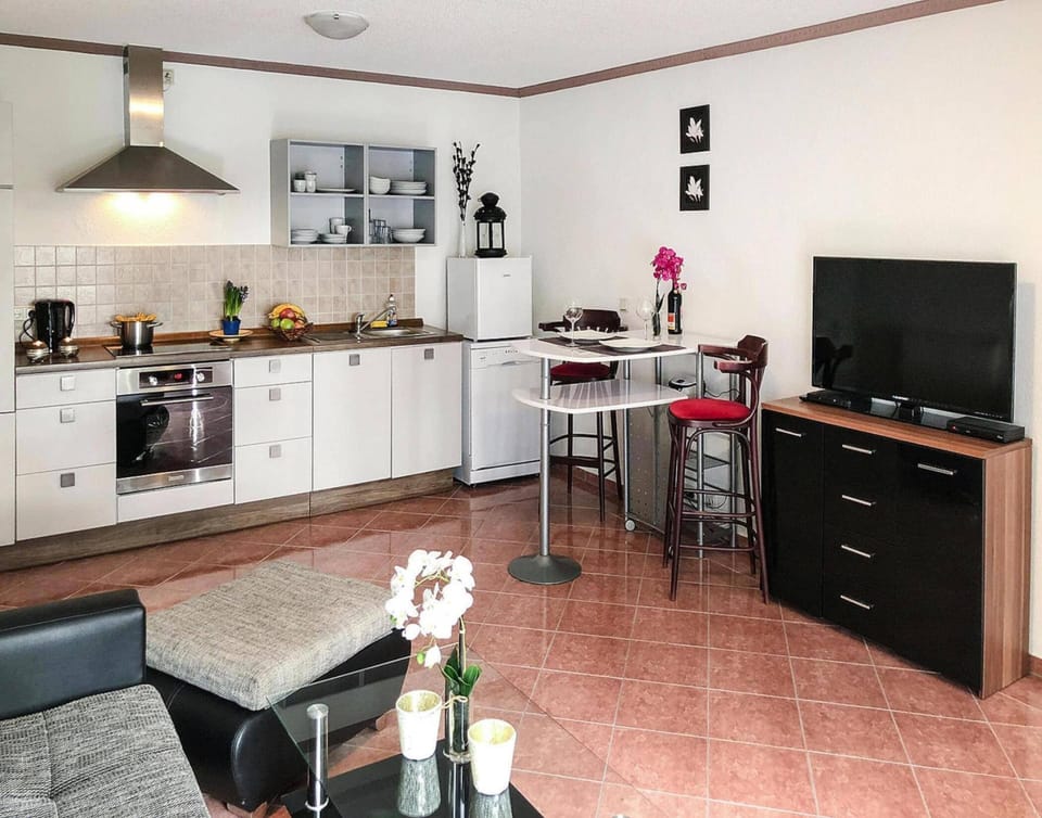 Apartment | Private kitchen | Highchair