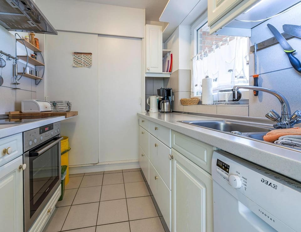 Apartment | Private kitchen | Highchair