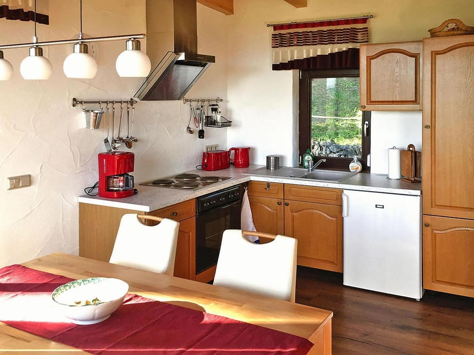 House | Private kitchen | Electric kettle, toaster