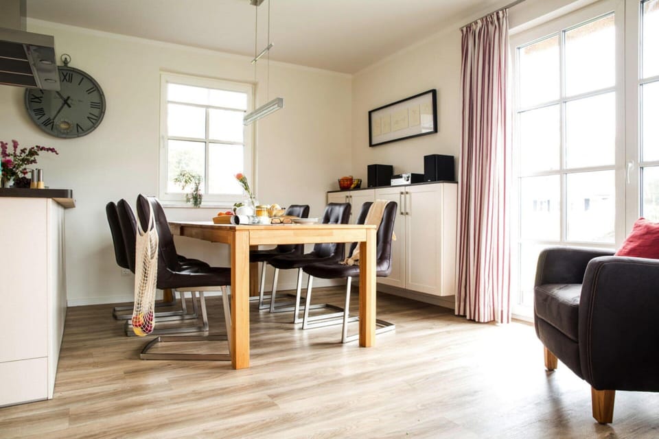 House | Dining